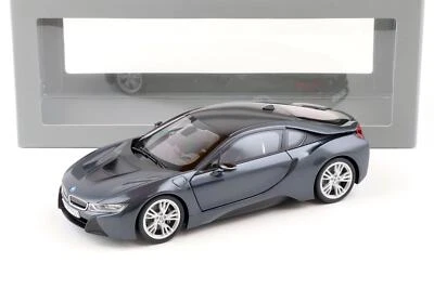 1:18 Paragon 2013 BMW I8 Coupe Sophisto Grigio E Grigio Congelato - Immagine 1 di 4