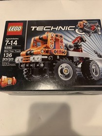 Sealed Lego  TECHNIC: Mini Tow Truck (9390) Shelf Wear Eq5