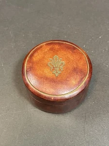 Vintage Italian Small Leather Embossed Fleur De Lis Round Trinket Ring Box 1.5” - Picture 1 of 12