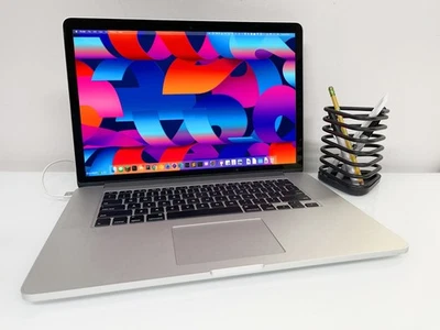 Apple MacBook Pro 13" Retina / 3.12 Ghz i7 16GB 512GB SSD - Silver | Warranty - Image 1 of 4