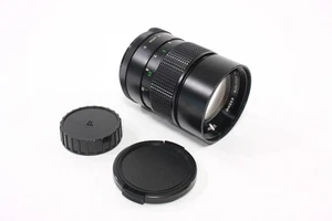 Vivitar 135mm f/2.8 Lens for M42 Mount - Picture 1 of 6
