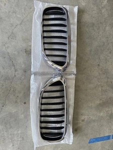 OEM Bmw Kidney Grill Chrome - Picture 1 of 7
