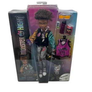 Monster High Clawd Wolf Doll Rockseena Pet and accessories New In Box - Picture 1 of 7