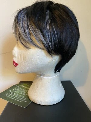 100% Remy Human hair Wig Full BLACK Grey Straight Tiffany Collection Short £99 - Image 1 of 4