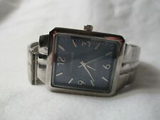 Taylor Jensen Analog Wristwatch with an Expansion Band and Quartz Movement