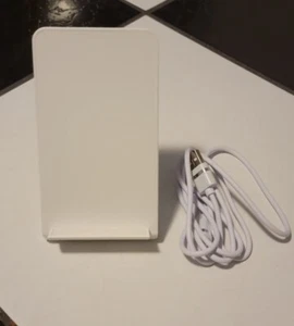 Fast Wireless Charging Stand Model T524-S Input 5V  - Picture 1 of 3