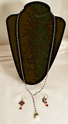 COLLAR CON PENDIENTES ESTILO TURMALINA, JADEÍTA Y PERLAS LARIAT Foto 1 de 4