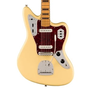 Open Box Fender Vintera II 70s Jaguar - Vintage White w/ Maple FB - Picture 1 of 8