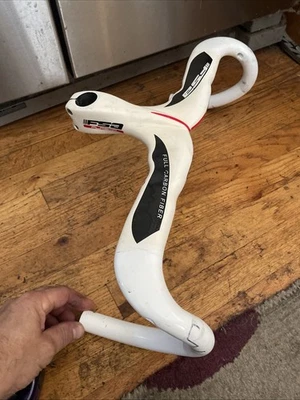 Combo integrado de vástago de manillar de carretera de fibra de carbono completo FSA Plasma Foto 1 de 4