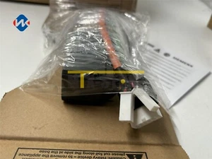 1pcs Brand New Siemens Unopened 1FL6024-2AF21-1AB1 - Picture 1 of 10