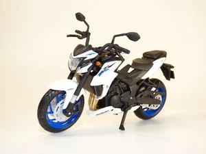 Moto SUZUKI GSX-S750 ABS blanc & bleu 1/18 - Picture 1 of 1
