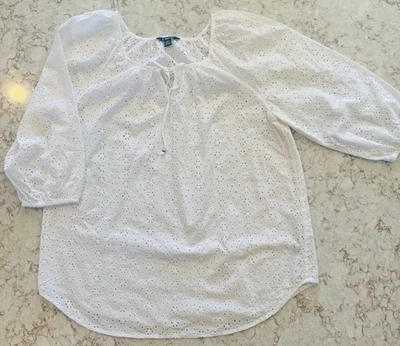 Blusa Chaps Feminina Branca Ilhós Laço Gola Manga 3/4 Boêmia 100% Algodão Pequeno - Imagem 1 de 4