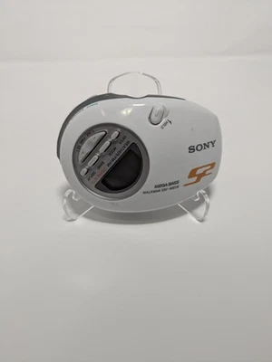 Sony Walkman SRF-M85V Am/Fm Mega Bass Radio With Belt Clip Tested Works Perfect - Image 1 of 3