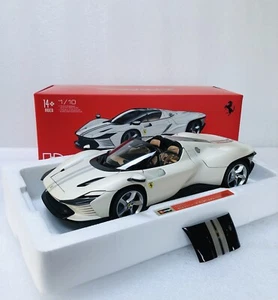 1/18 Bburago Ferrari Daytona SP3 White Spider Closed Version Signature Series - Picture 1 of 24