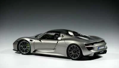 Minichamps Porsche 918 Spyder 1/18 Model Silver WAP0210200E Dealer Ed. with ROOF - Image 1 of 4