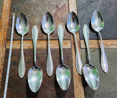 🔎LOTE DE 7 CUCHARAS PARA SERVIR DE MESA PLATEADAS WMF 2200 NIROSTA ALEMÁN 🇩🇪👀 Foto 1 de 4