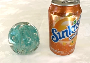 Vintage MONTE DUNLAVY Art Glass Blue Trumpet Flowers 3-1/8” Paperweight Decor - Picture 1 of 6