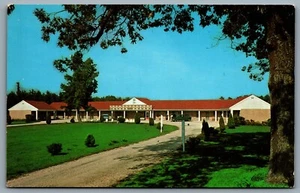 Postcard Ashalnd VA c1960s Cadillac Court Diners Club Roadside Motel Old Cars - Picture 1 of 2