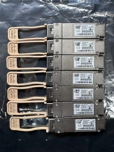 Cisco QSFP-40G-SR4 40G-Base QSFP+ Transceiver Module 10-2672-02 (lot of 8) - Picture 1 of 4