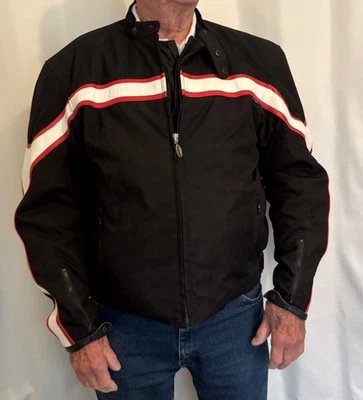 Chaqueta de moto Triumph para hombre con armadura, talla 50/60 (L/XL) Foto 1 de 4