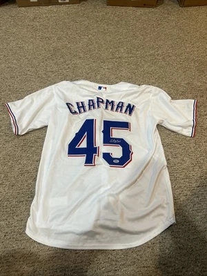 TEXAS RANGERS- AROLDIS CHAPMAN SIGNED AUTOGRAPH JERSEY PSA COA HOF CLOSER  - Image 1 of 4