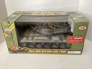 21st CENTURY/ The Ultimate Soldier M41 BULLDOG TANK VIETNAM SERIES 1:18 / Sealed - Picture 1 of 6