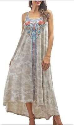 Nuevo con etiquetas Vestido Karyn Seo Drs Divya Camuflaje Alto Bajo Bordado Mediano $148 Foto 1 de 4