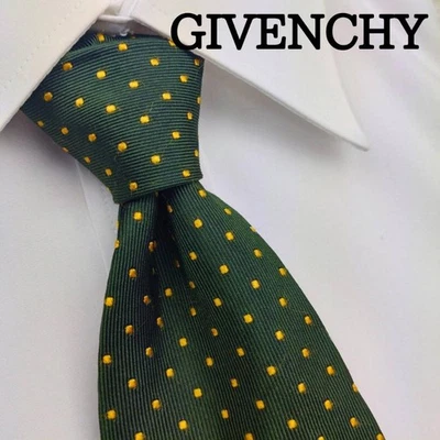 Givenchy Seda Punto Patrón Corbata Verde Lujo Hombre Accesorio Usado Foto 1 de 4