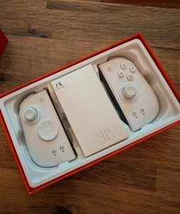 Mobapad M6 HD Joycons Nintendo Switch Controller White - Picture 1 of 3