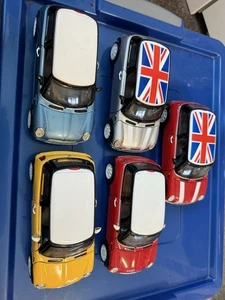 Collection Of 5 Dicast Model Mini Cooper S - Picture 1 of 4