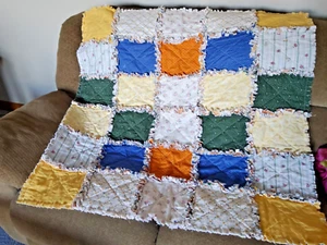 Spring Flowers and Polka Dots  Handmade Throw Size Rag Quilt  43x43" Brand New - Picture 1 of 3