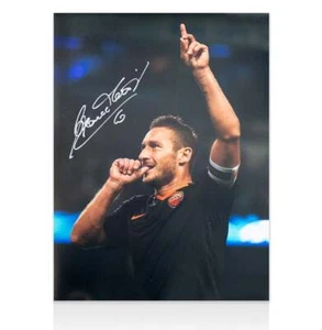 Foto firmada por Francesco Totti AS Roma: autógrafo de goles de la Liga de Campeones - Imagen 1 de 1