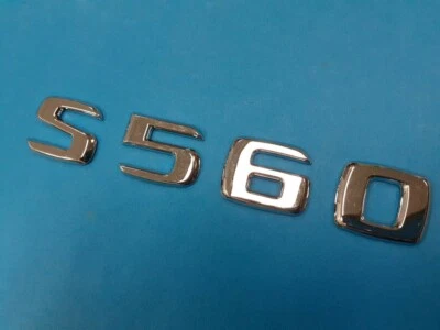 CROMO * S560 * INSIGNIA EMBLEMA LETRA MALETERO PARA MERCEDES BENZ CLASE S AMG Foto 1 de 3