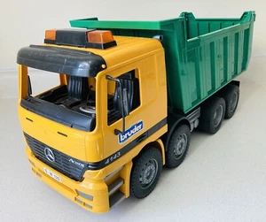 Bruder 1/16 MAN Tip Up Costruzione Dumper Mercedes Bello! - Foto 1 di 11