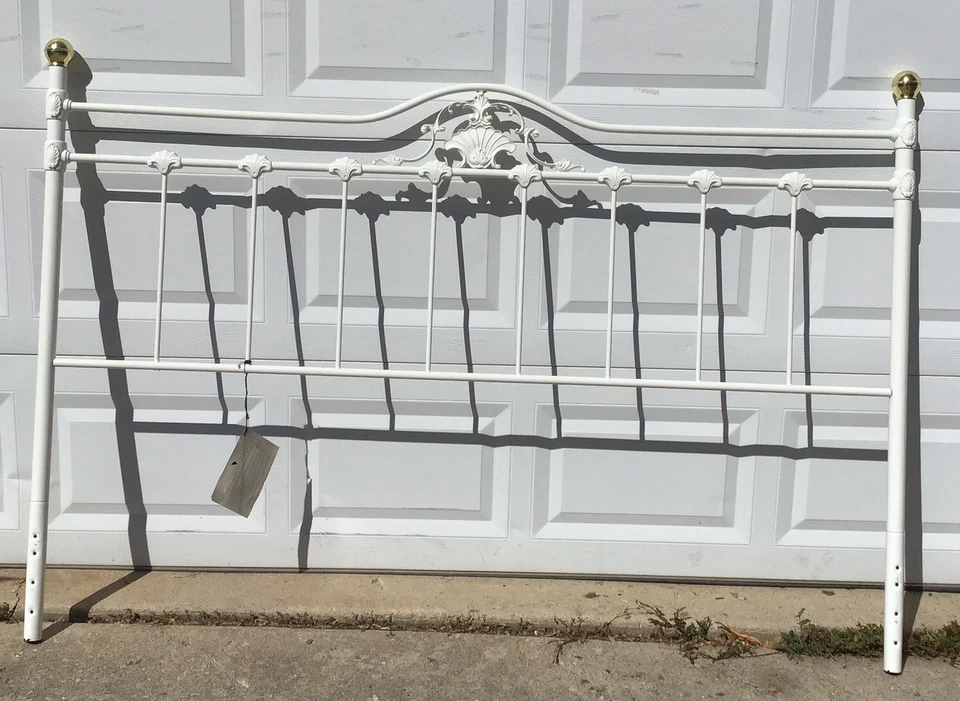 Beautiful Vtg WHITE ORNATE IRON & Brass KING SIZE HEADBOARD By Fashion Bed Group - Image 1 of 4