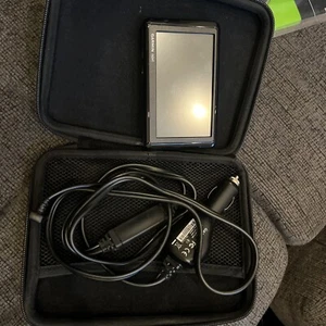 Garmin Nuvi 1390 Black 4.3-Inch Widescreen Bluetooth Portable GPS Navigator Case - Picture 1 of 5