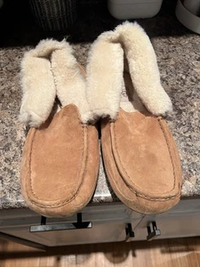 UGG Men's Ascot Moccasin Slippers Size 12 - Picture 1 of 5