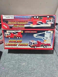 Camion scala a batteria (A198) - Foto 1 di 2
