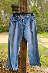 Levi's Distress Jeans Uomo 527 Stivaletto Basso Taglio The Original Jeans Denim Taglia 36x32 - Foto 1 di 6