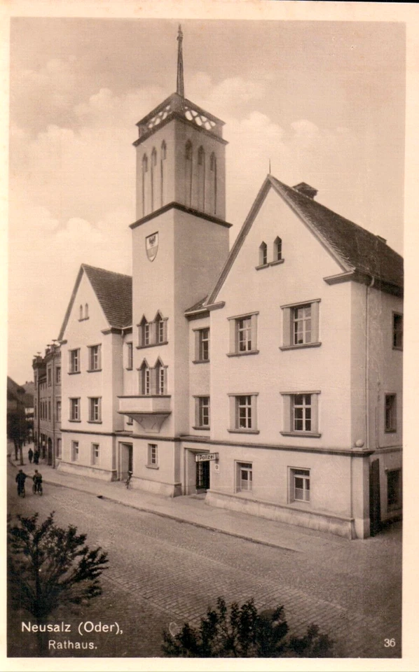 Foto-AK NEUSALZ /Oder Rathaus, Polizei, Straße 30er - Bild 1 von 1