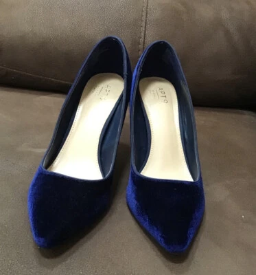 Apt. 9 Editor Women's  9.5M Navy Blue Textile Fabric High Heels Pumps Slip On - Image 1 of 4