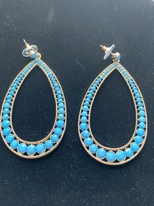 Blue stone gold tone dangle stud earrings hoops NWOT - Picture 1 of 4