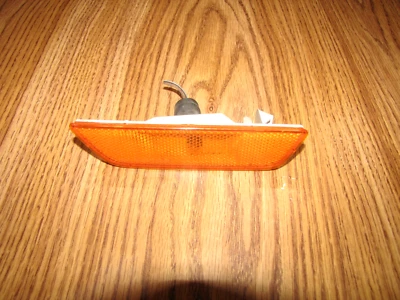 LUZ MARCADORA DELANTERA VOLKSWAGEN EOS LH OEM 2012-2016 CONDUCTOR Foto 1 de 2