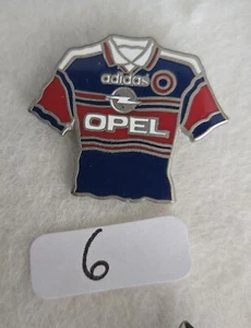 FC BAYERN MÜNCHEN  - Trikot 1999 ➔ Fussball ➔ Pin / Pins *aus Sammlung* 16825 - Picture 1 of 1