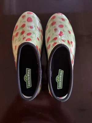 Ground Work Garden Clogs Womens Waterproof Yard Outdoor Green/ Strawberries Sz 9 - Image 1 of 4