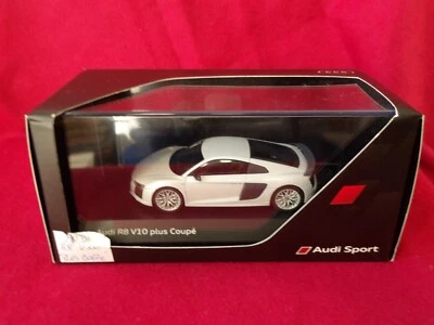 Herpa 1:43 Audi R8 V10 plus coupé  (boite concessionnaire Audi Sport) - Photo 1/4
