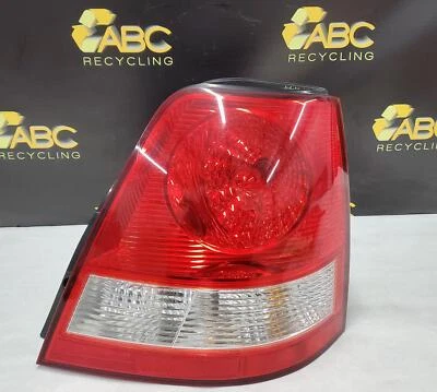 Conjunto de lámpara de luz trasera derecha derecha KIA Sorento 2003-2006 OEM Foto 1 de 4