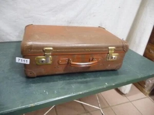 7111. Alter Koffer Lederkoffer Vintage Reisekoffer Deko Koffer - Bild 1 von 3