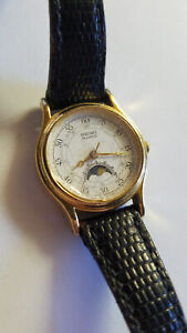 Seiko Womens 4K22-0040 Gold Tone Moving Moon Dial Black Leather Band Parts Only