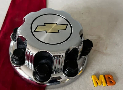 #MB 1999-2010 Chevrolet Silverado 2500 / 3500 8 lug CHROME Center Cap  15052380 - Изображение 1 из 4